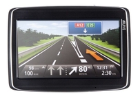 TomTom GO 820 LIVE Europe - GPS receiver - automotive - flash 4 GB