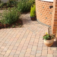 Bradstone Woburn Rumbled Infilta Permeable Block Paving Rustic 134 x 134 x 60 - 8.35 m2 Per Pack
