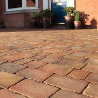 Charcon,  Woburn Rumbled Block Paving Autumn 134 x 134 x 80 - 6.46m2 Per Pack