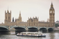 2 for 1 Thames Cruise Rover Pass Special Offer