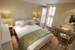 One Night Break with Dinner at Cotswold Grange