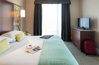 One Night Break with Dinner at Mercure Sheffield St Paul’s Hotel