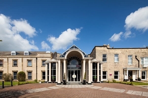 One Night Break with Dinner at the Mercure York Fairfield Manor