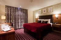 One Night Break with Dinner for Two at Hallmark Hotel Hull