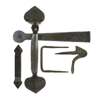 Blacksmith Beeswax Gothic Thumb Latch