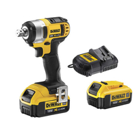 DeWalt XR FLEXVOLT DeWalt DCF880M2 18V XR 203Nm Compact Impact Wrench with 2 x 4.0Ah Li-Ion Batteries