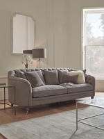 Flore Buttoned Sofa