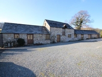 Tresarrett Manor Barn