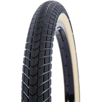 Relic Flatout Tyre Tan Wall / 2.25"