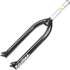 S&M 24" Pitchfork