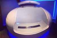 One Hour Floatation Experience for Two at Floating UK